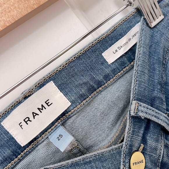 Frame Le Skinny de Jeanne jeans, size 25. - Picture 3 of 4
